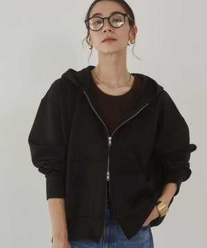 model：168cm 著用サイズ：M