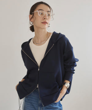 ダンボールジップアップフーディー