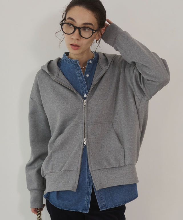 ダンボールジップアップフーディー