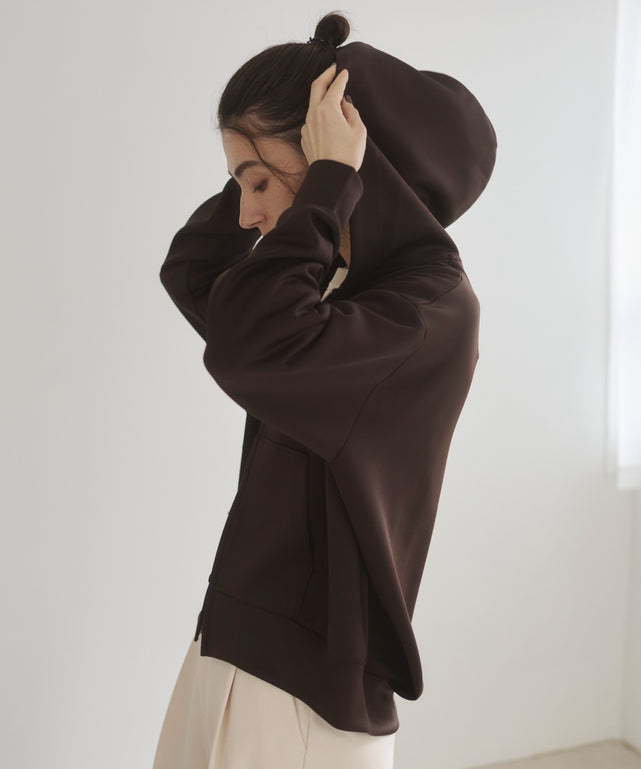 ダンボールジップアップフーディー