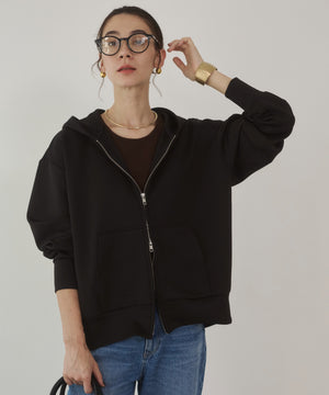 ダンボールジップアップフーディー