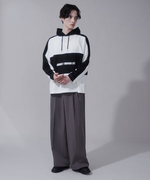 ホワイト　モデル:180cm　L着用