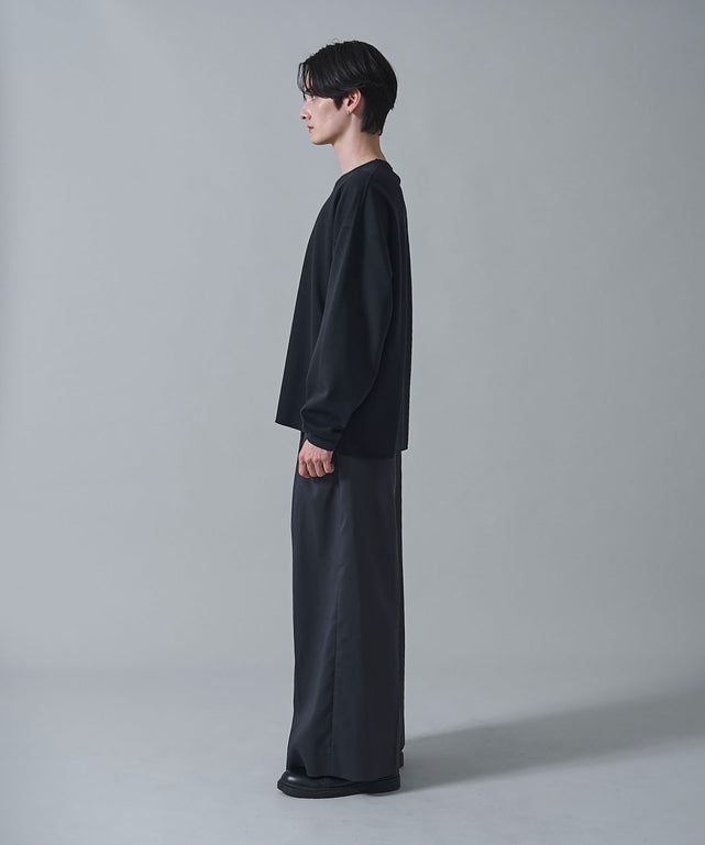 ブラック　モデル：180㎝　L着用