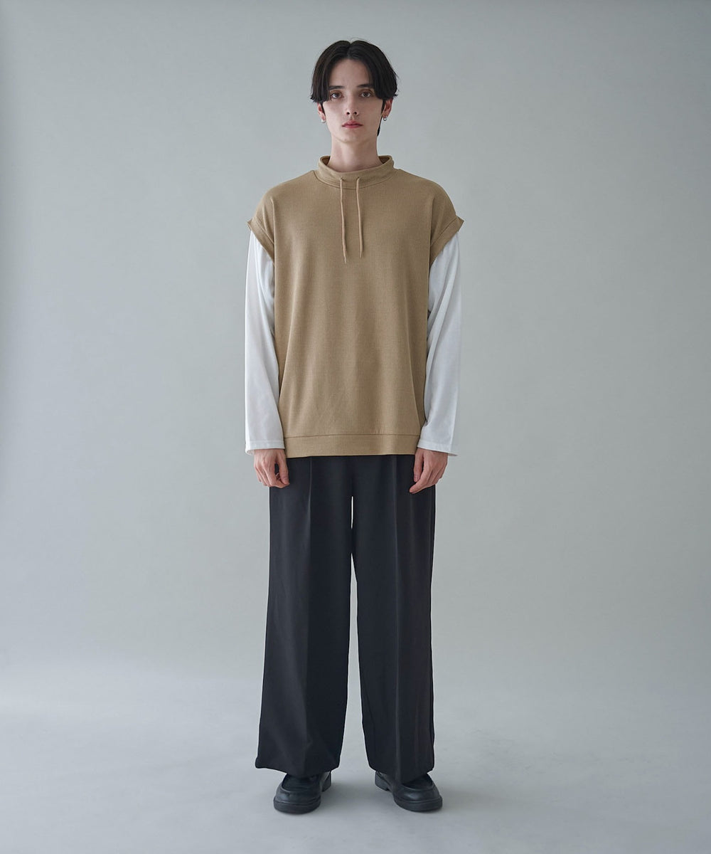 ベージュ　モデル：180㎝　L着用