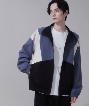 サックス　モデル:180cm　L着用