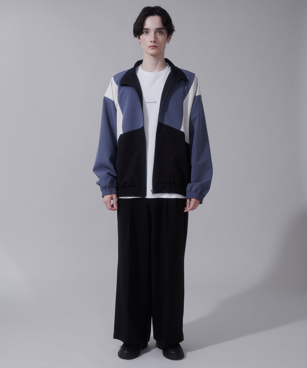 サックス　モデル:180cm　L着用