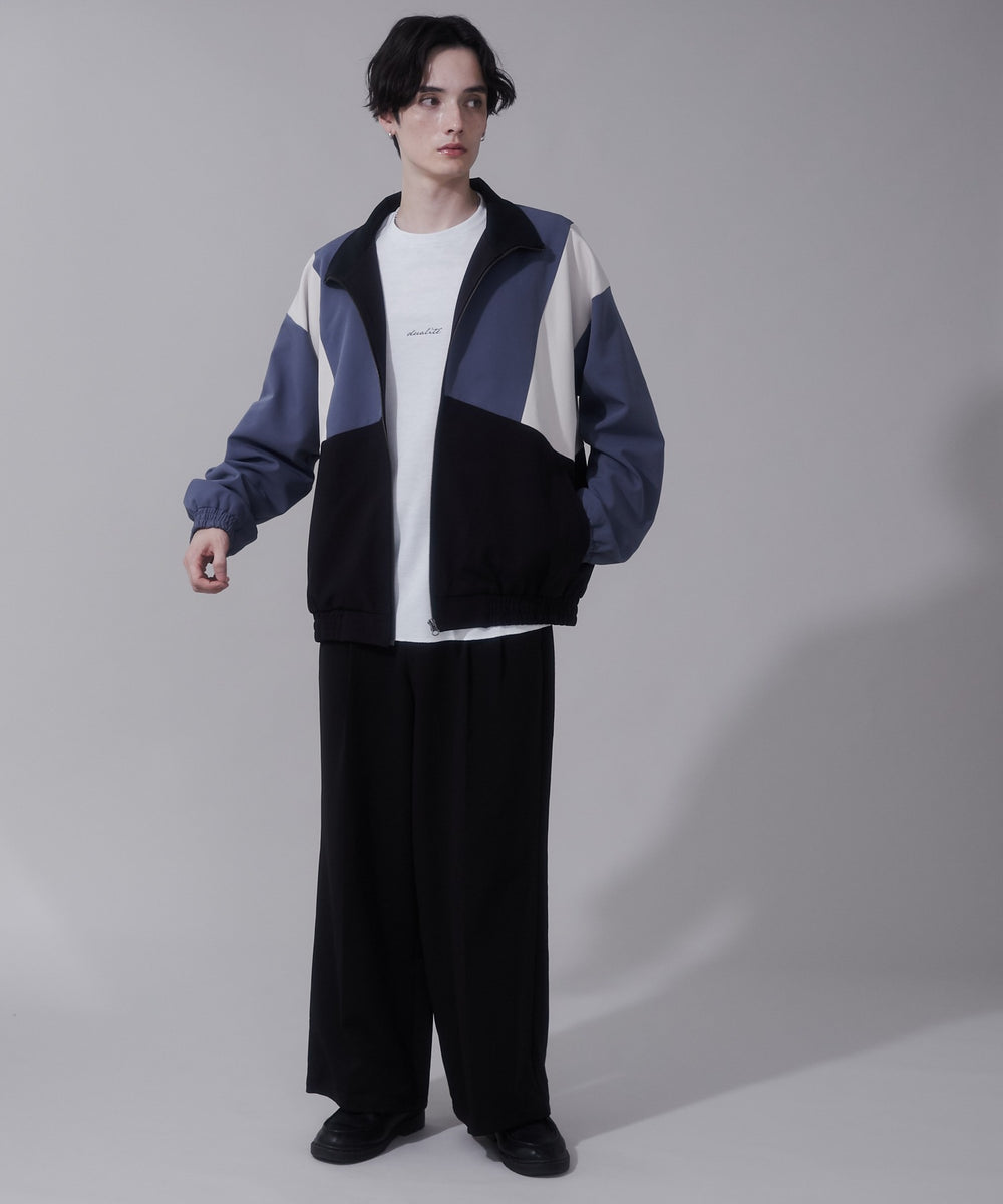 サックス　モデル:180cm　L着用