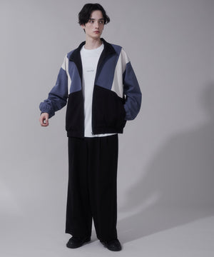 サックス　モデル:180cm　L着用