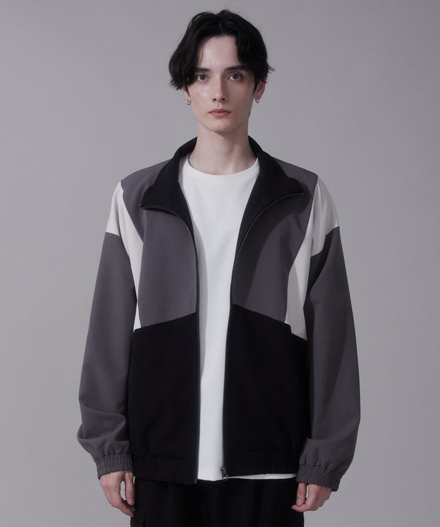 チャコール　モデル:180cm　L着用