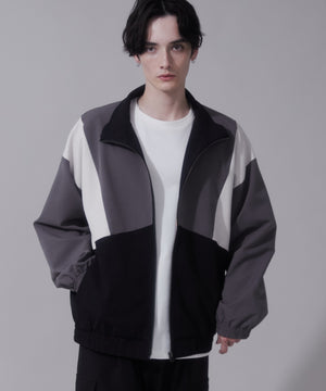 チャコール　モデル:180cm　L着用