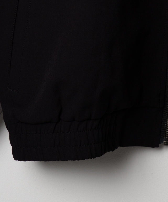 トロミスタンドブルゾン