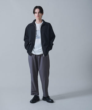 グレー　モデル：180㎝　L着用