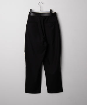 ベルト付きテーパードスラックス