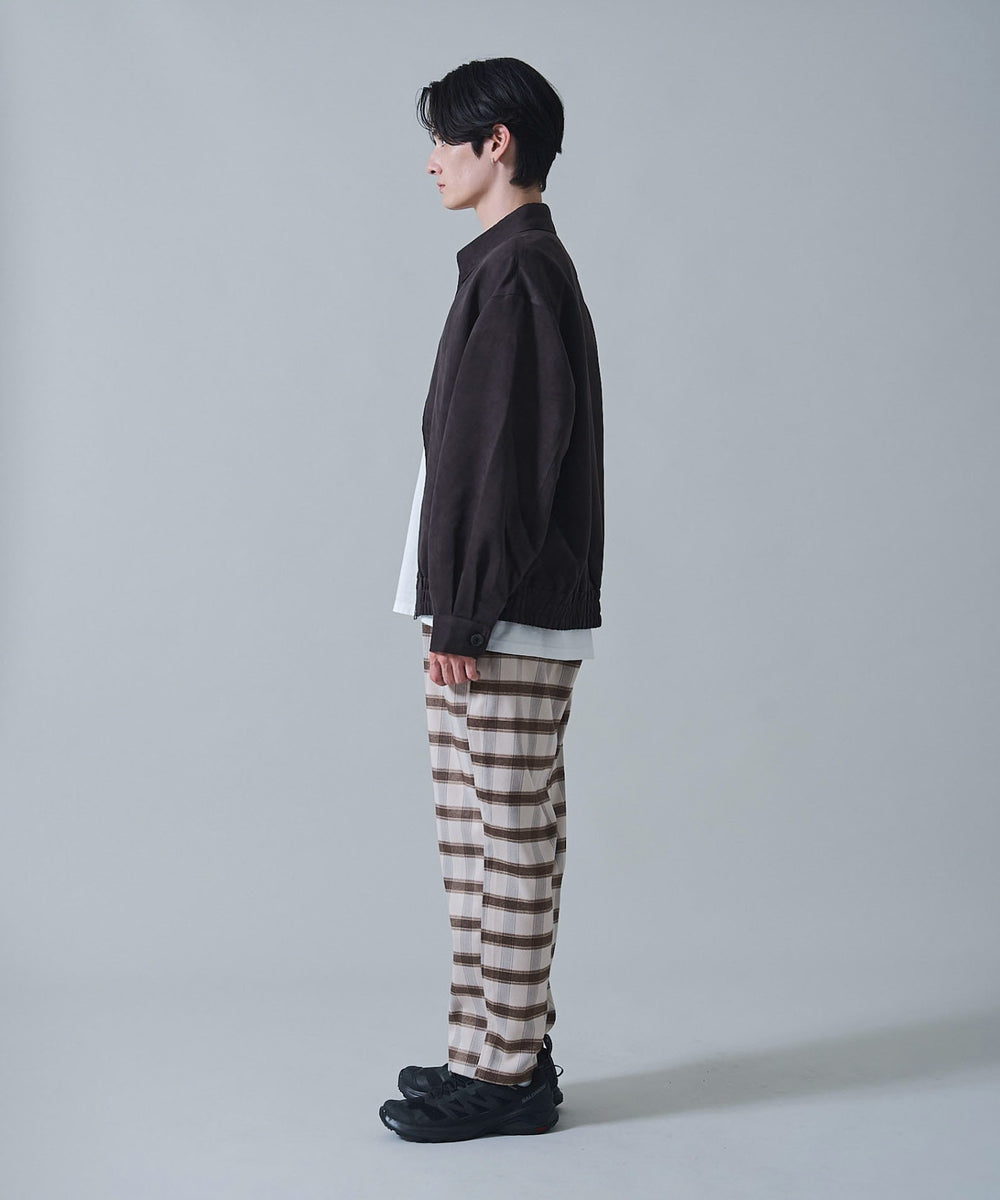 ベージュチェック　モデル：180㎝　L着用