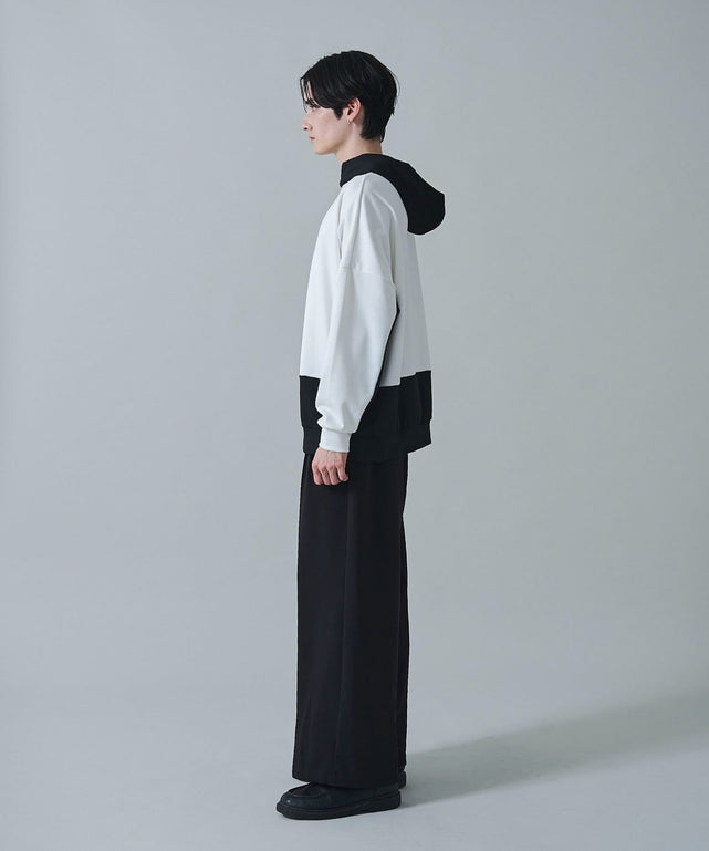 ホワイト　モデル：180㎝　L着用