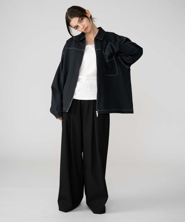 ブラック モデル：162cm 　M着用