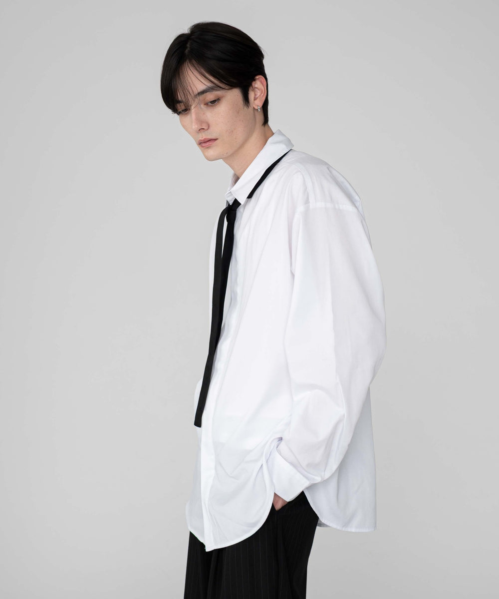 ホワイト モデル：180cm L着用