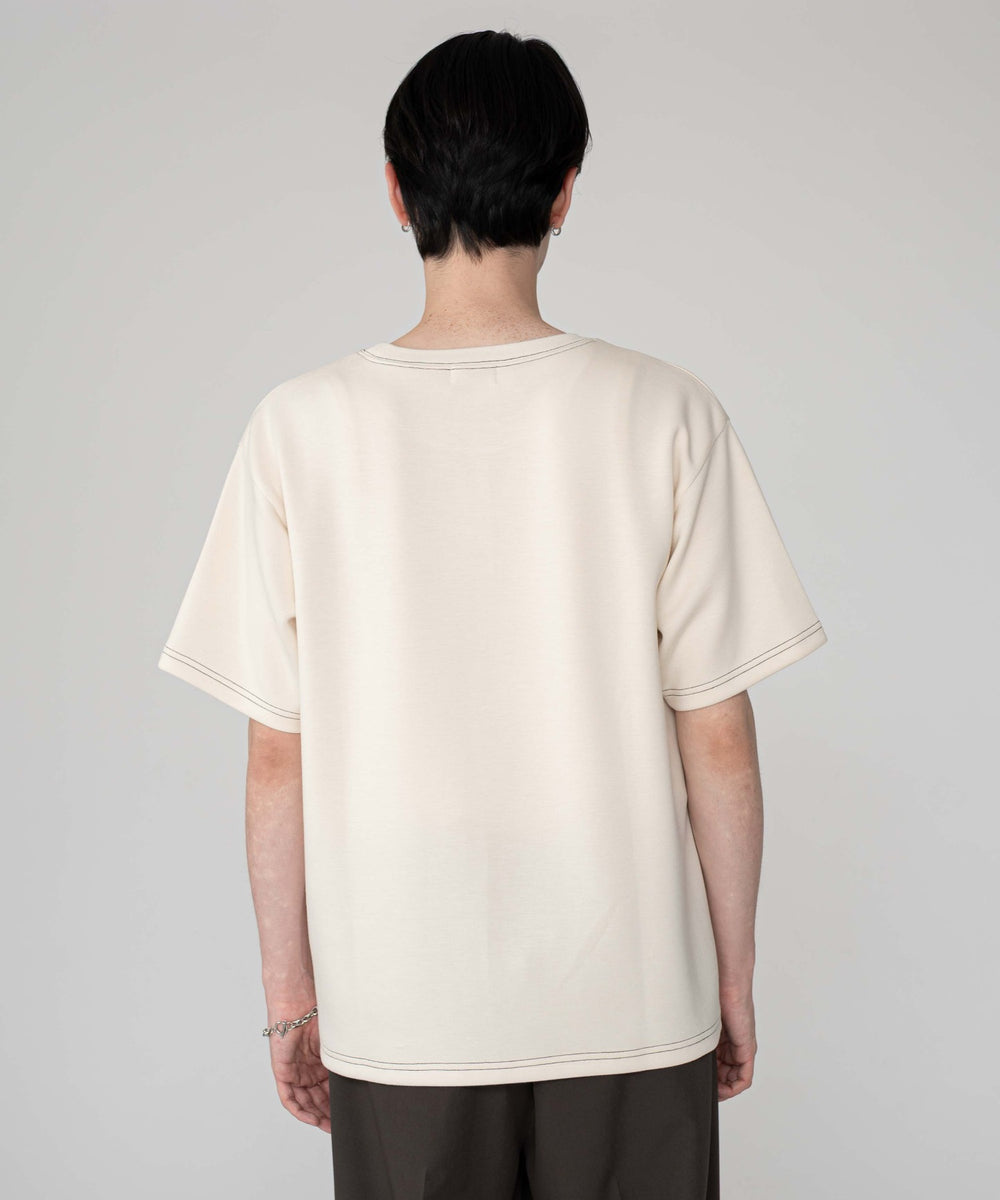 オフホワイト モデル：180cm L着用