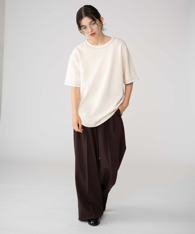 オフホワイト モデル：162cm 　M着用