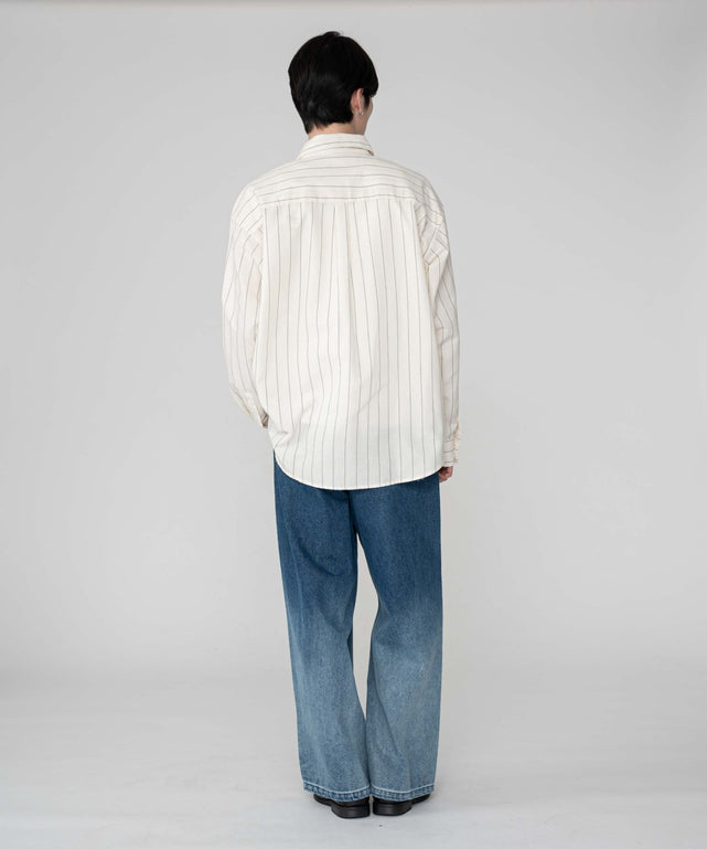 ホワイトストライプ モデル：180cm L着用