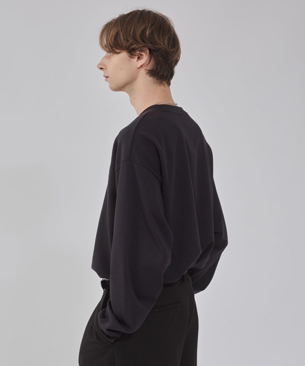 ブラック モデル：178cm L着用