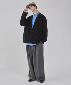 ブラック モデル：178cm L着用