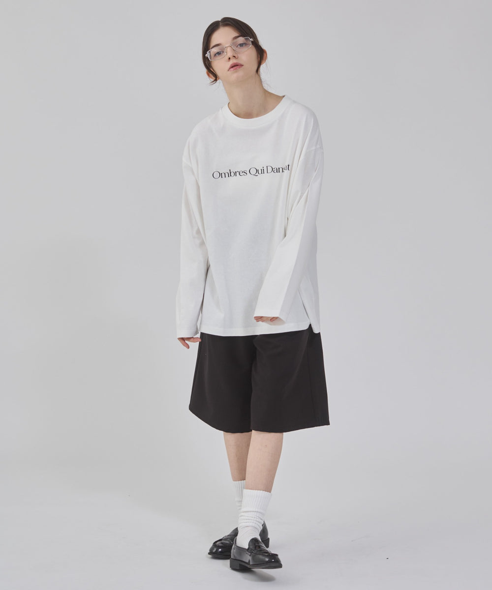 オフホワイト モデル：162cm M着用