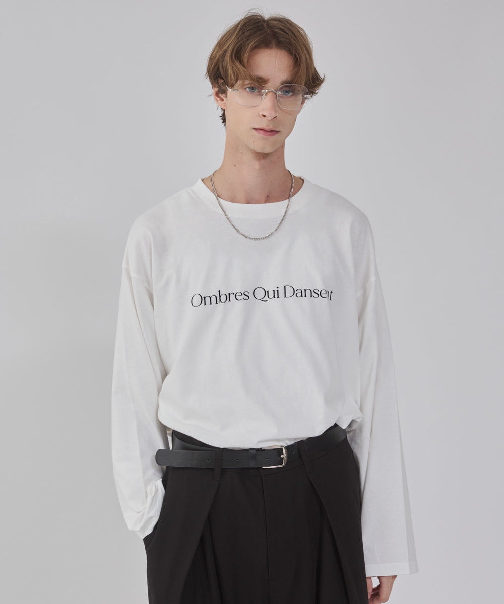 オフホワイト モデル：178cm L着用