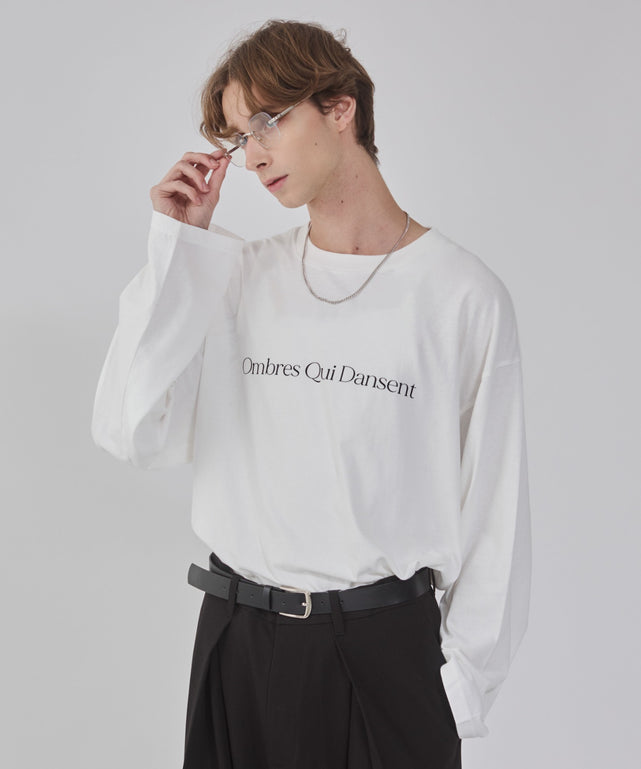 オフホワイト モデル：178cm L着用