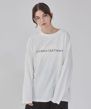 オフホワイト モデル：162cm M着用