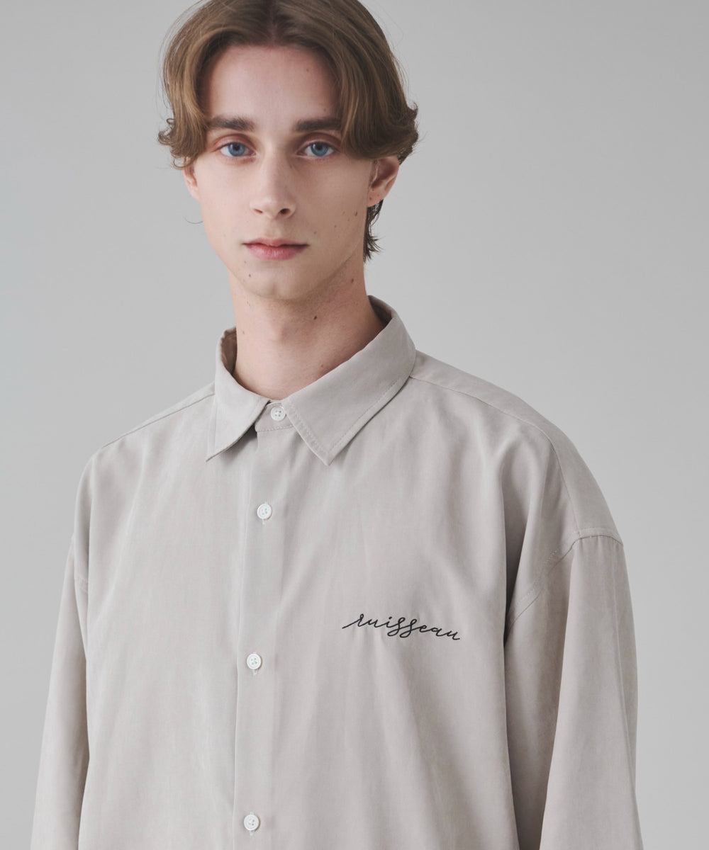 Lベージュ モデル：178cm L着用