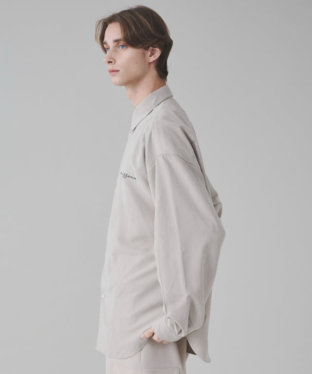 Lベージュ モデル：178cm L着用