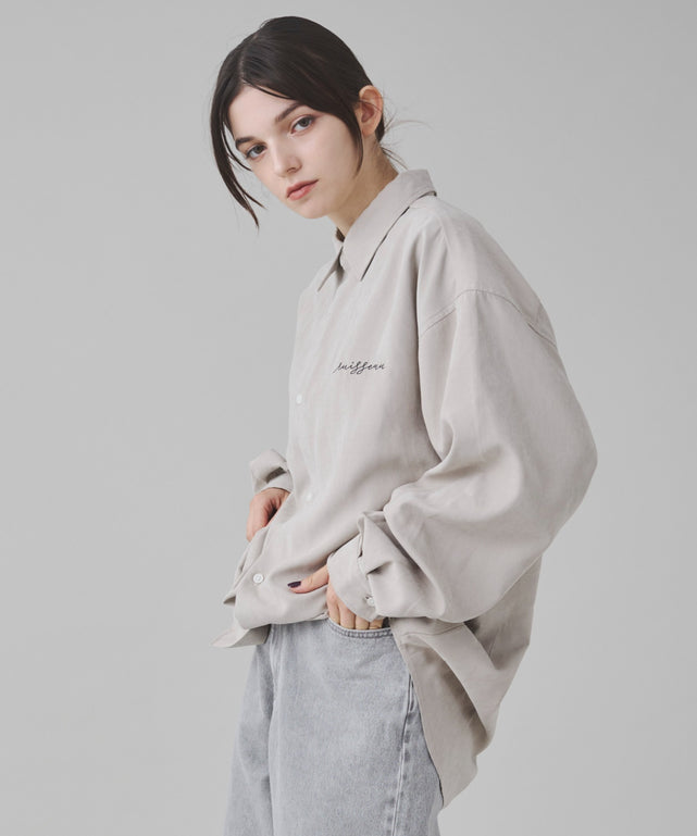 Lベージュ モデル：162cm L着用