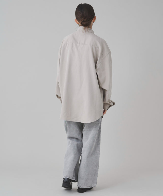 Lベージュ モデル：162cm L着用