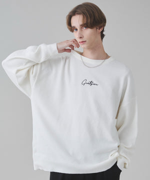 オフホワイト モデル：178cm L着用