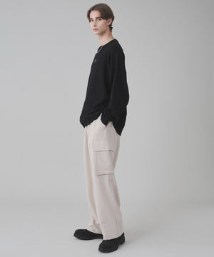 ブラック モデル：178cm L着用