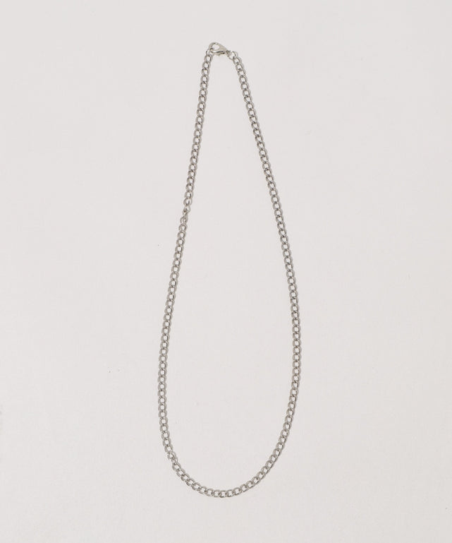 アクセ付きワンポイントニットプルオーバー