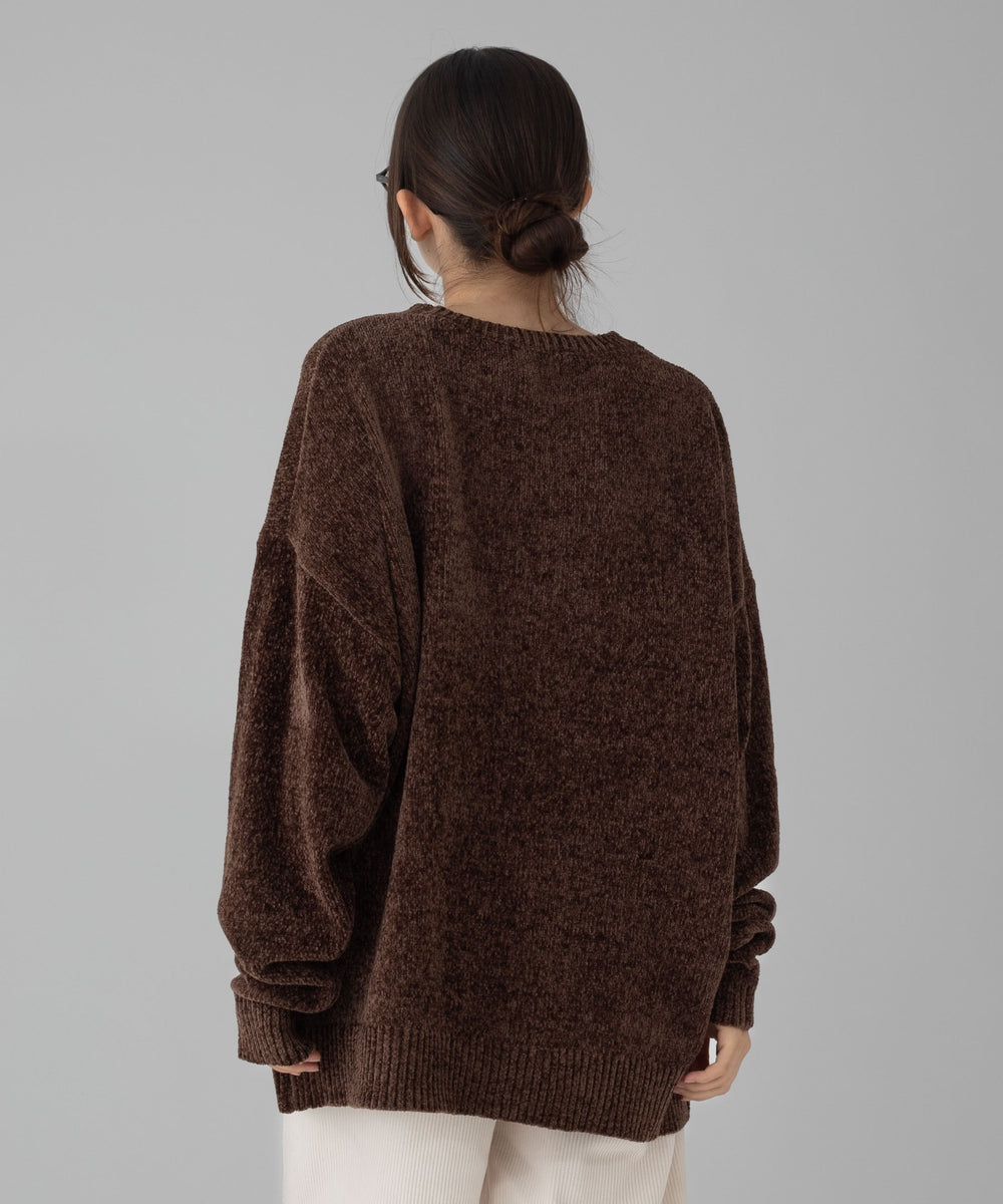 ブラウン モデル：162cm M着用