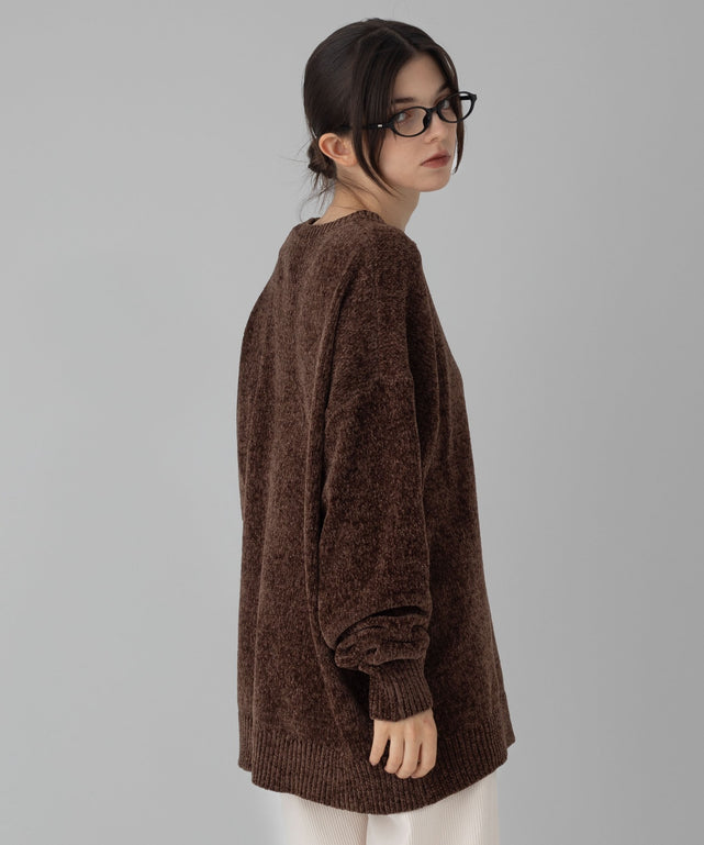 ブラウン モデル：162cm M着用