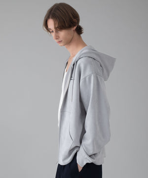 Lグレー モデル：178cm L着用