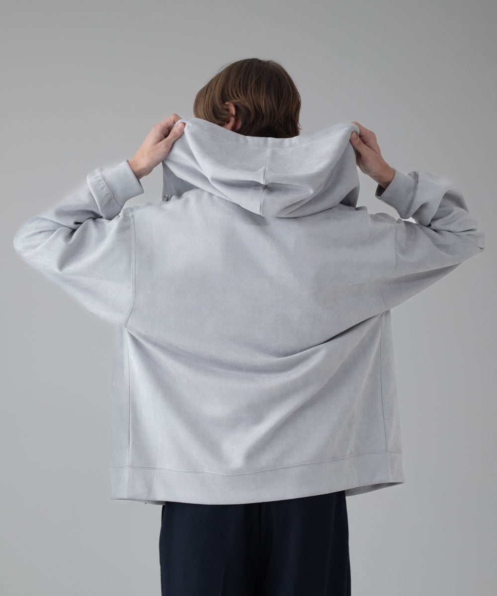 Lグレー モデル：178cm L着用