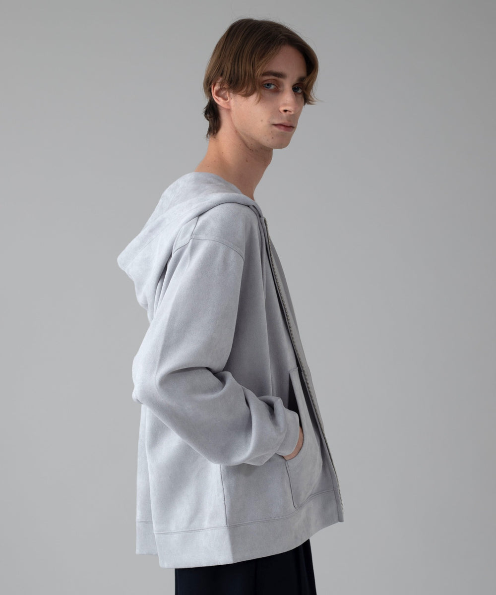 Lグレー モデル：178cm L着用