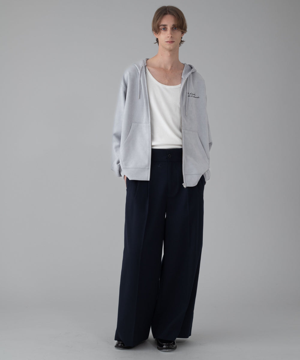 Lグレー モデル：178cm L着用