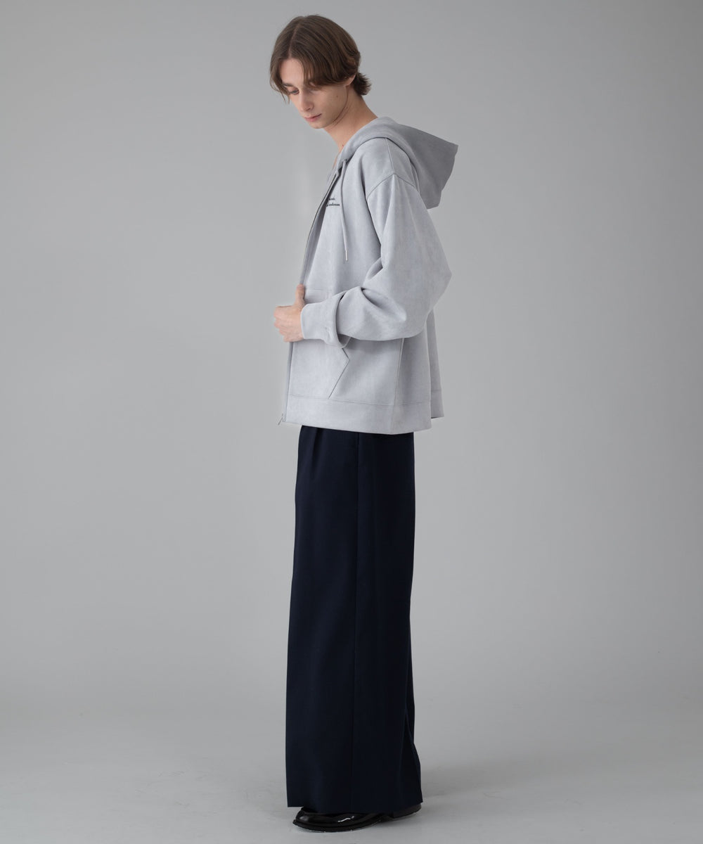 Lグレー モデル：178cm L着用