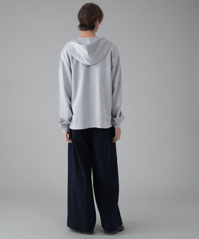 Lグレー モデル：178cm L着用