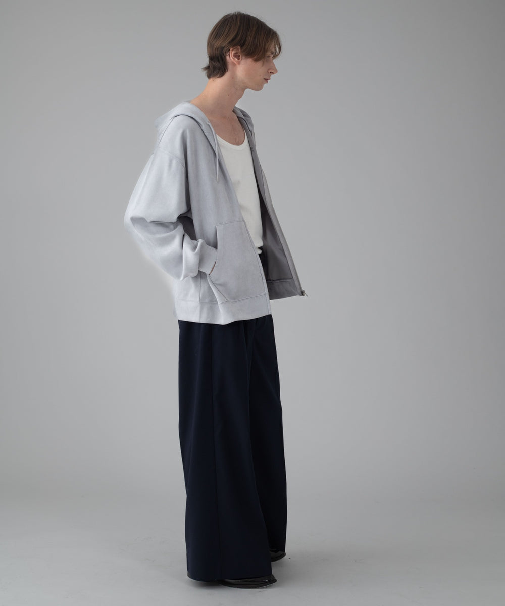 Lグレー モデル：178cm L着用