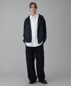 チャコール モデル：178cm L着用