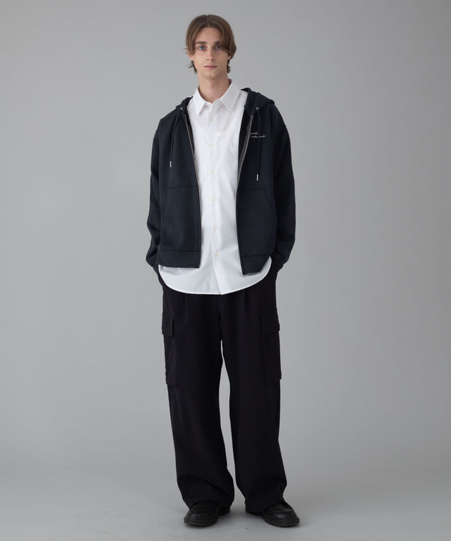 チャコール モデル：178cm L着用