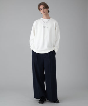 ホワイト モデル：178cm L着用