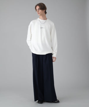 ホワイト モデル：178cm L着用